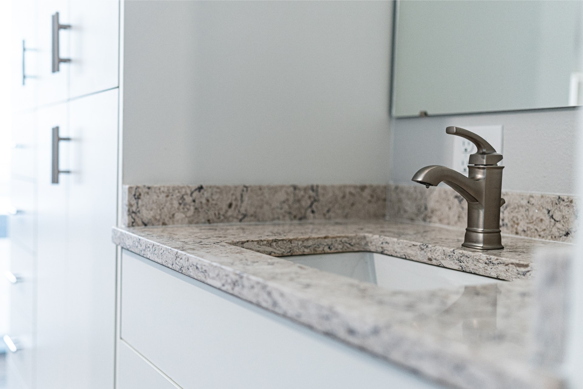 Alpha Phi 3rd Floor Remodel (11)